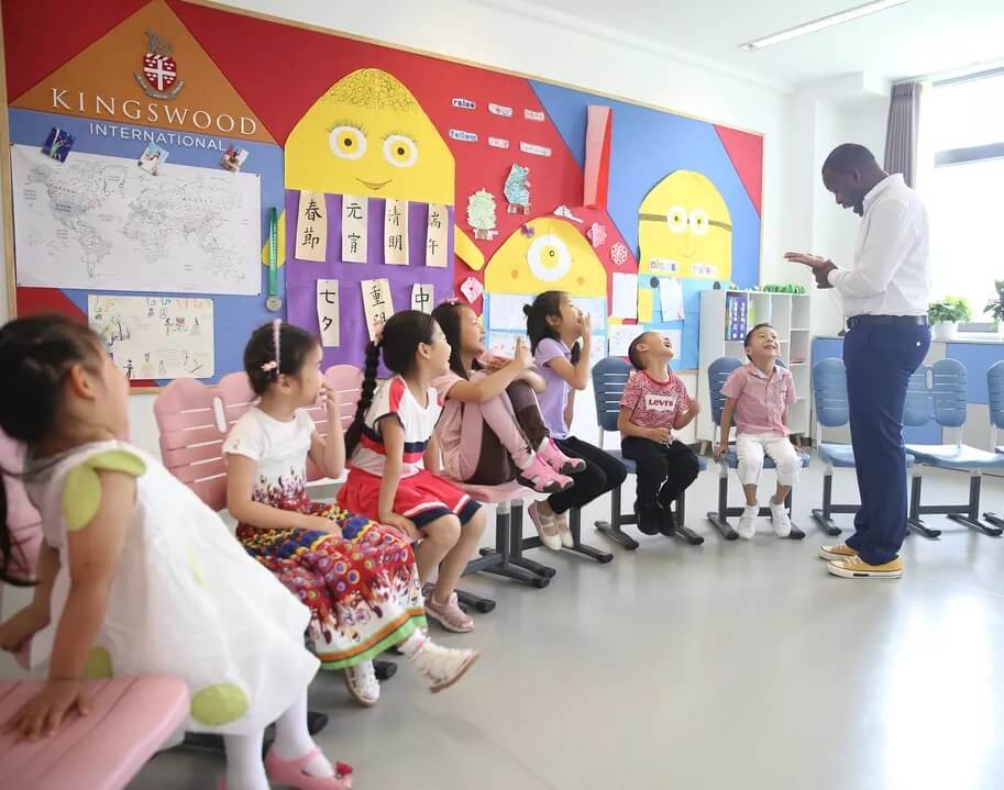 芳草外国语学校校园开放日图片01 芳草外国语学校校园开放日图片01