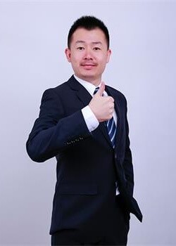 成都西雅美途外国语联合学校马东川