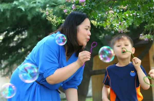 烟台耀华国际教育学校师生图片 烟台耀华国际教育学校师生图片