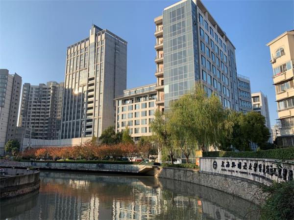 上外贤达国际高中图片