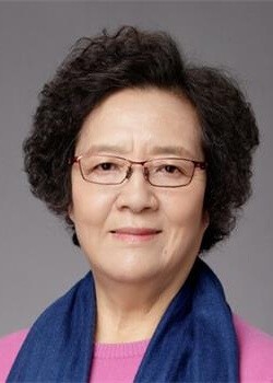 京城学校范桂英