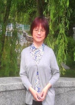 河北师范大学附属中学中加班冯娟