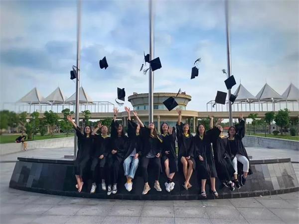 中加枫华国际学校图片3