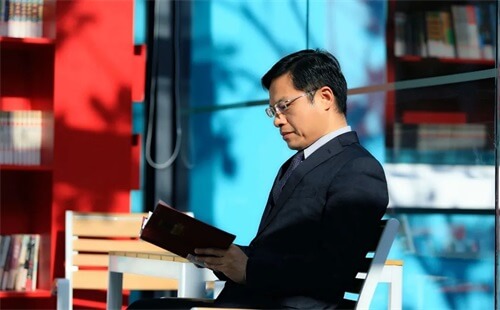 上海新纪元双语学校校长