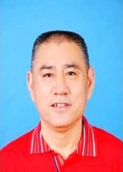 河北师范大学附属中学中加班王春辉