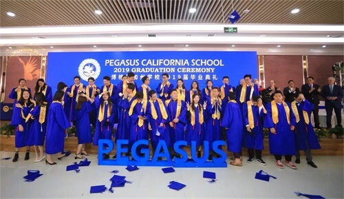 青岛博格思加州学校的学生们01 青岛博格思加州学校的学生们01