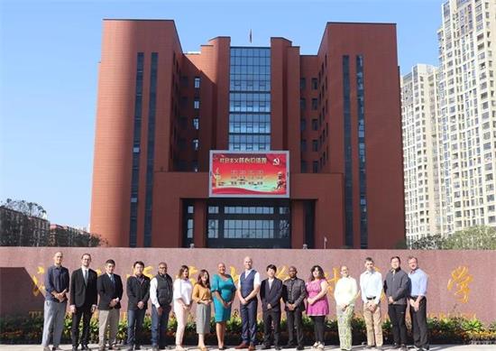 江西师大附中中美国际班图片 江西师大附中中美国际班图片