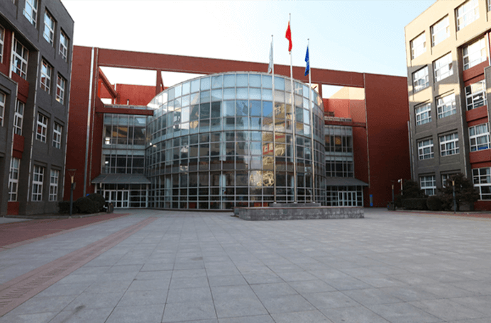 北京市新英才学校