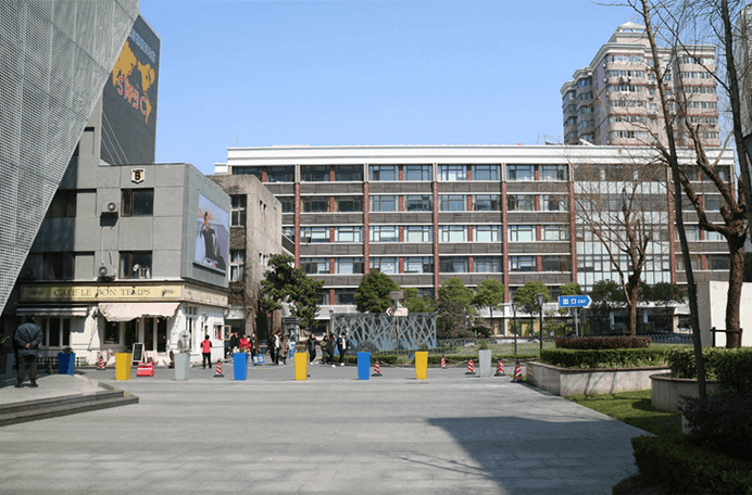 上海新虹桥中学NHA国际高中