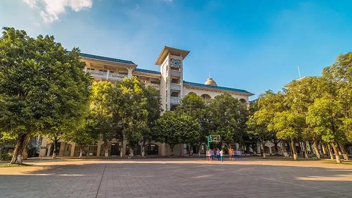 广州市第六中学国际班