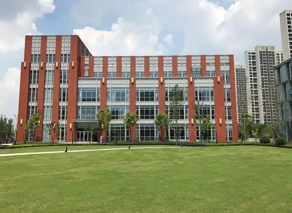 上海国王国际精英高中