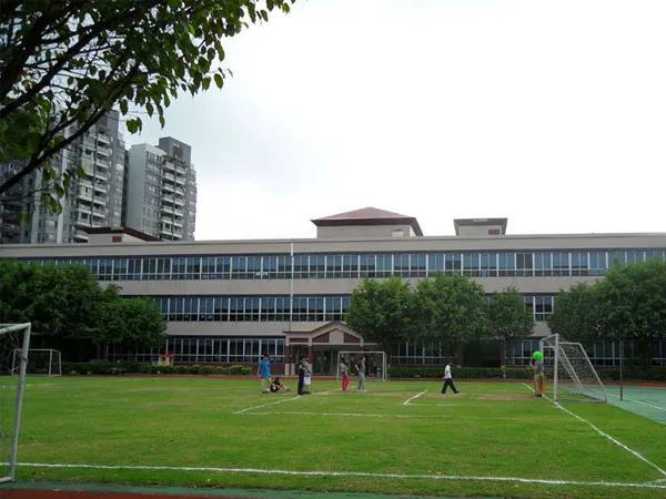 广州南湖国际学校学校